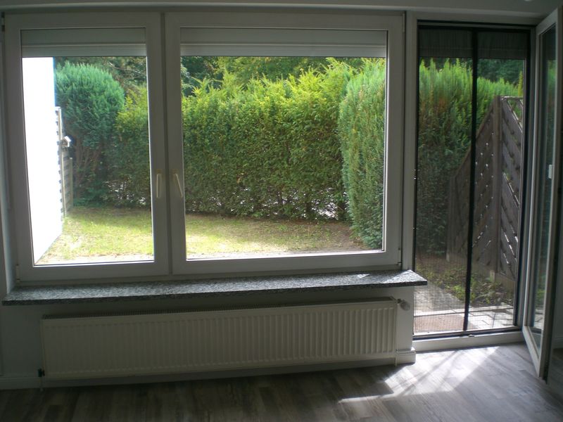 Schöne 2 Zimmer EG-Wohnung mit Terrasse/Garten in Lübeck - Buntekuh zentral & ruhig von privat